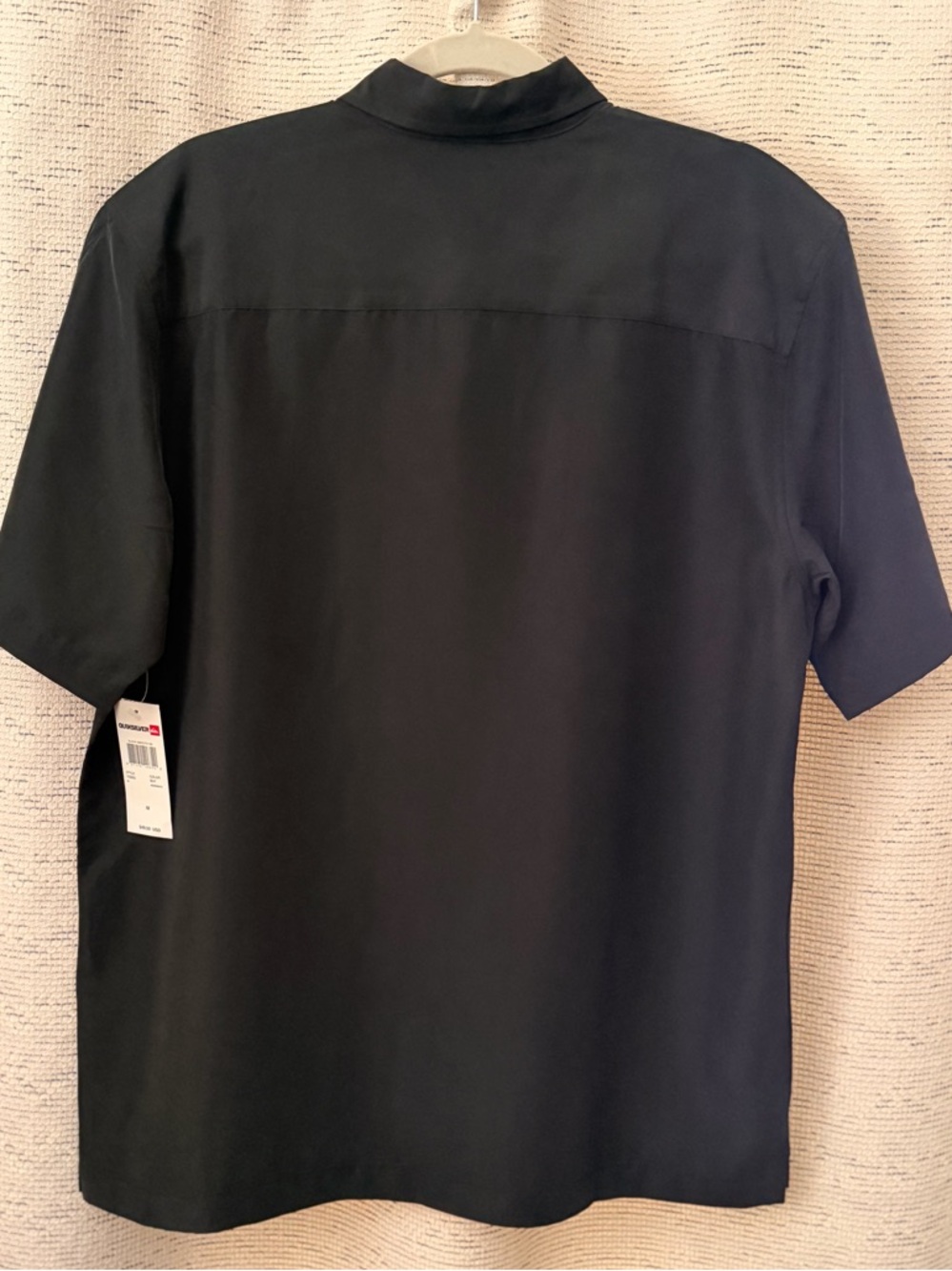 Quiksilver Men’s Black Short-Sleeve Button-Down Shirt - Picture 2 of 6